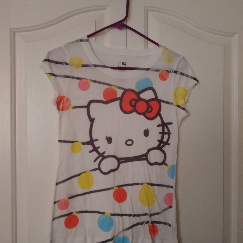 Hello Kitty, Christmas t-shirt
